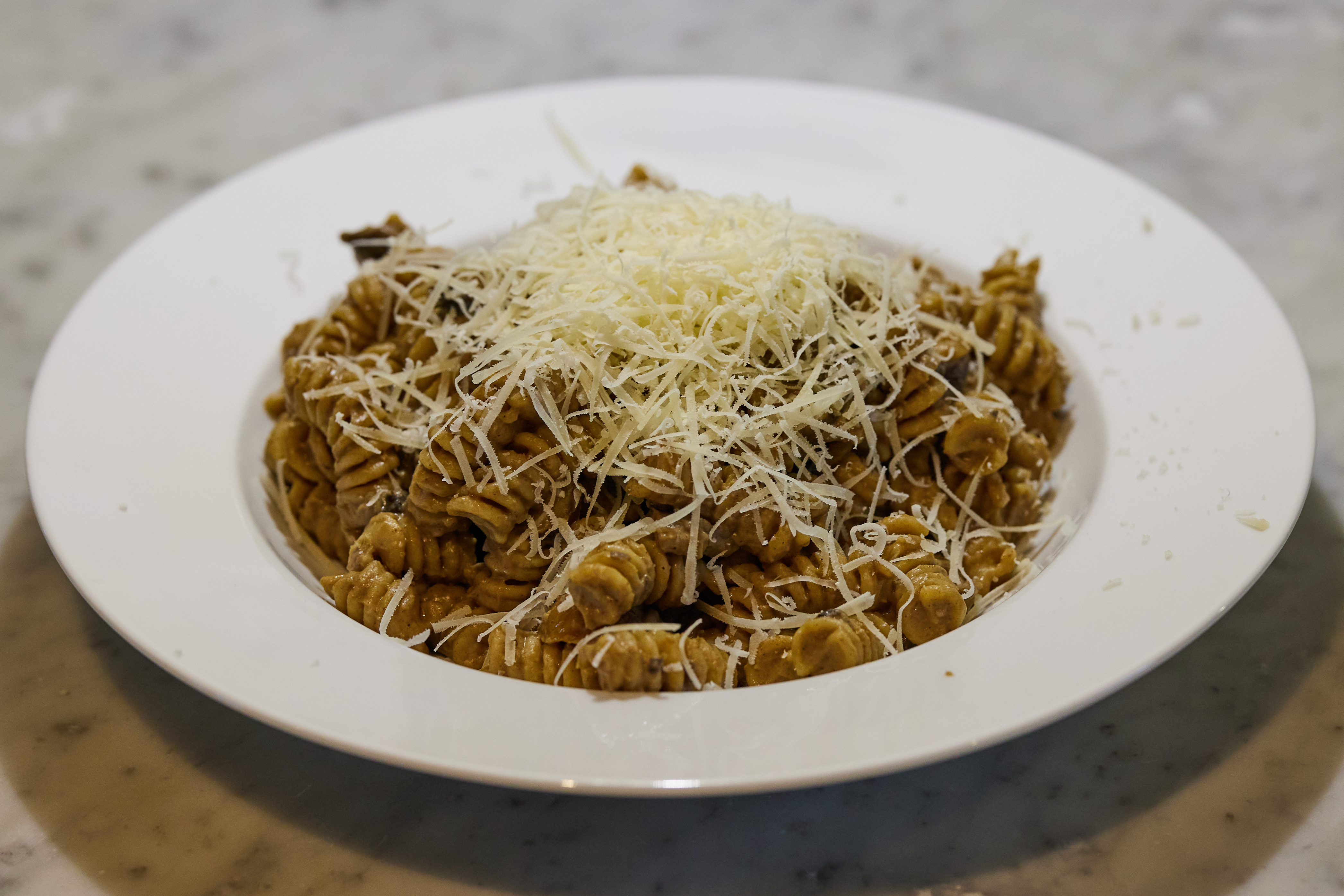 Chestnut and mushroom pasta